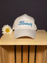 Load image into Gallery viewer, Blooming Hat